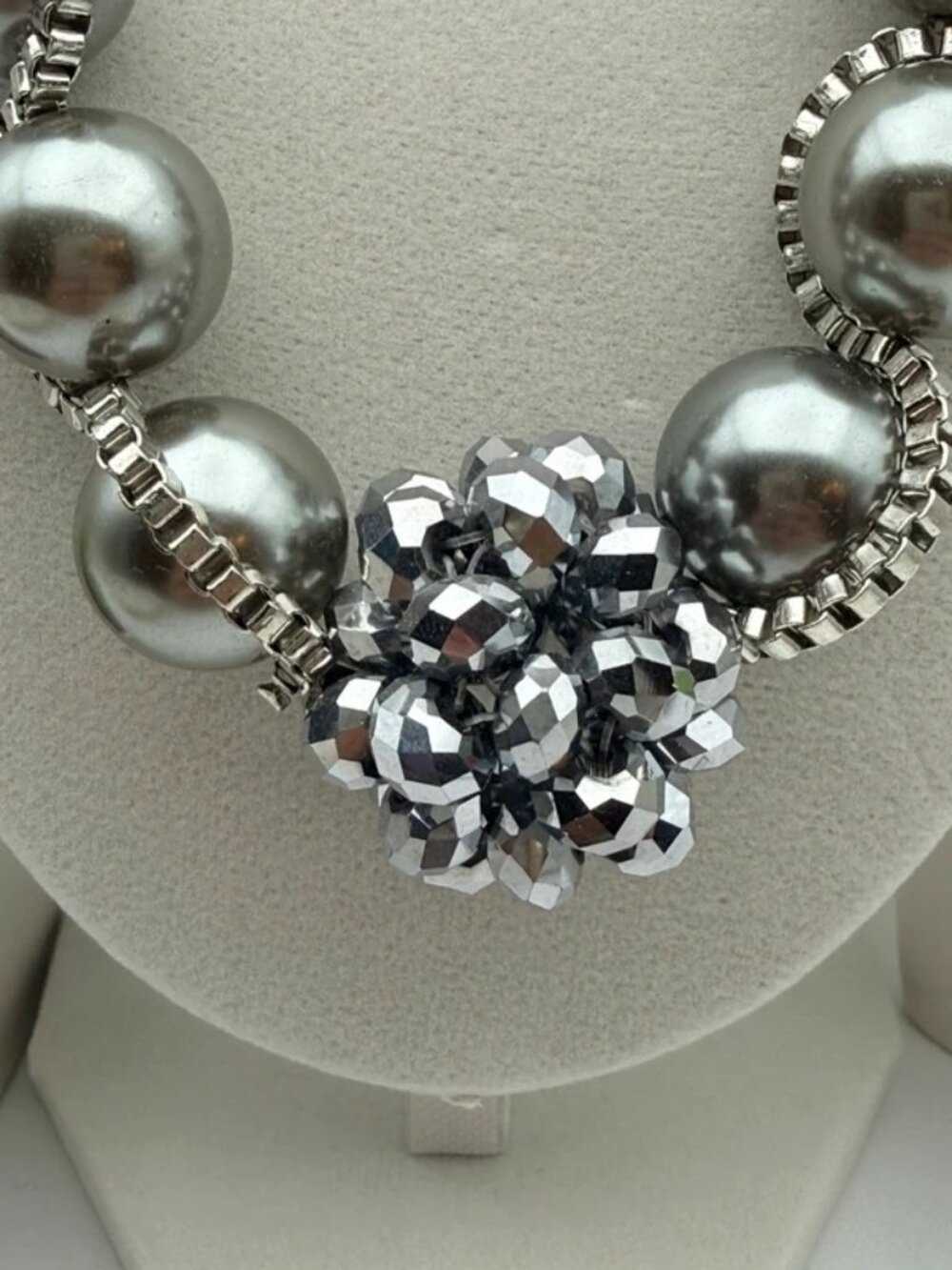 Statement Necklace Gray Faux Pearl Silver Tone Crystal Cluster Fashion Jewelry - Picture 2 of 7